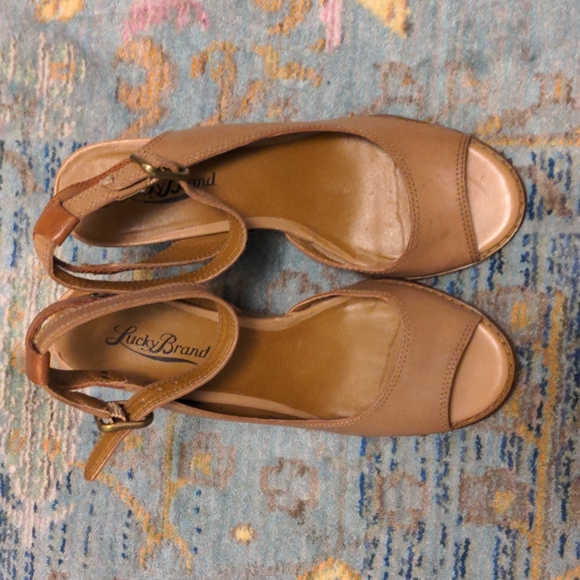 Lucky Brand Juanitah ankle strap wedges, size 6.5 - Picture 2 of 9